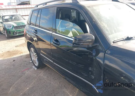 2015 Mercedes-Benz Glk 350 z USA, uszkodzony, nr VIN WDCGG5HB0FG425595